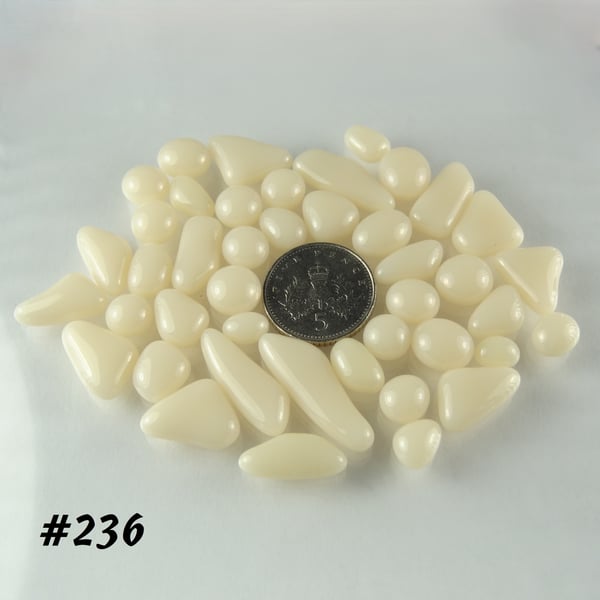 25g cream art glass cabochons, for jewellery making, crafting (236)