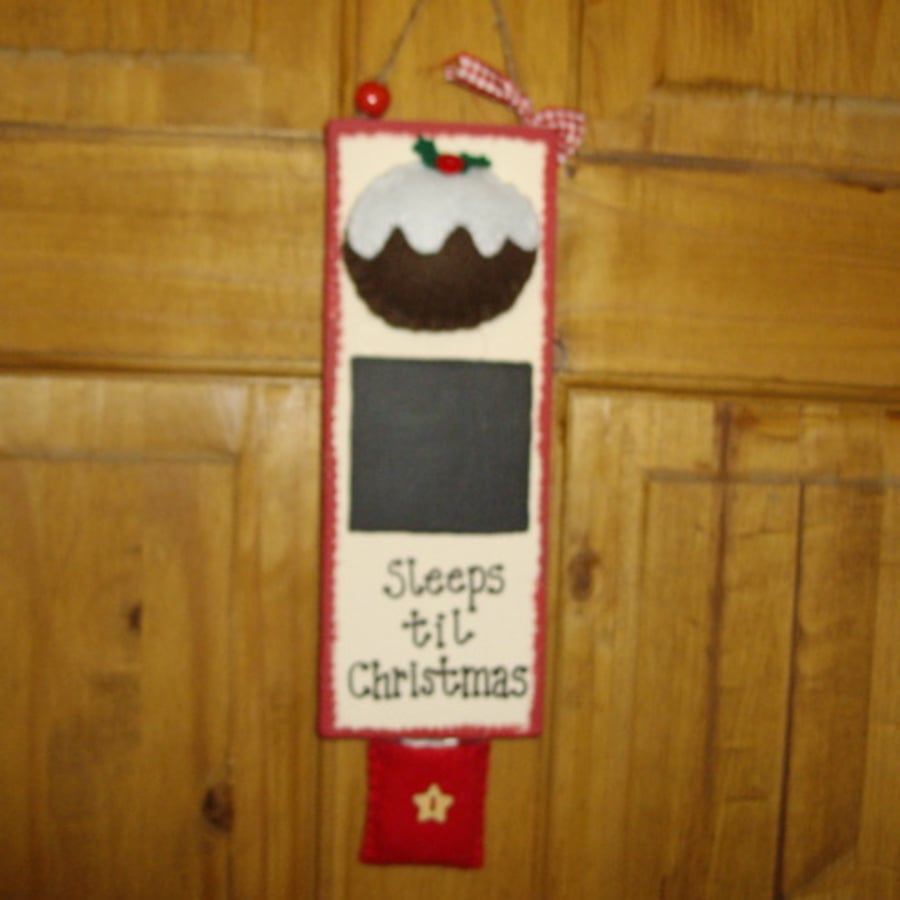 'Sleeps til Christmas' wall plaque