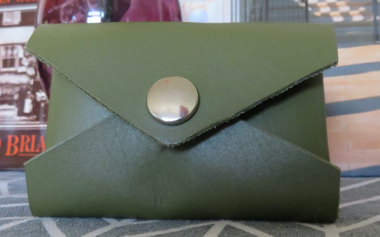 Small leather pocket purse or card case