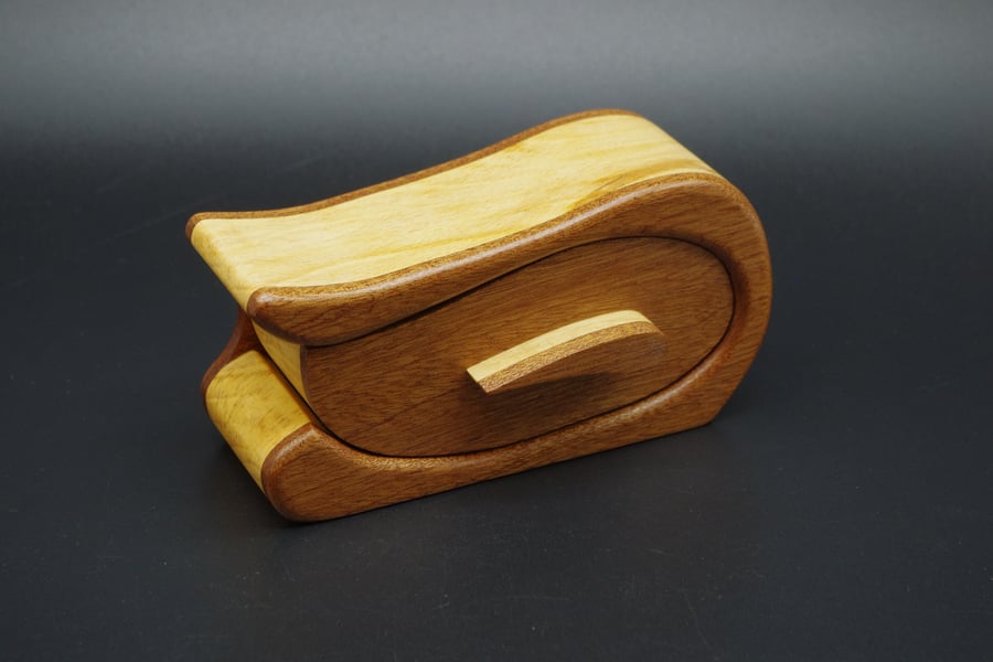 Handmade wooden trinket, jewel box. Bandsaw Box.