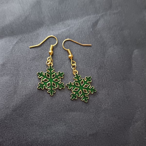 Green and gold snowflake charm dangle earrings 
