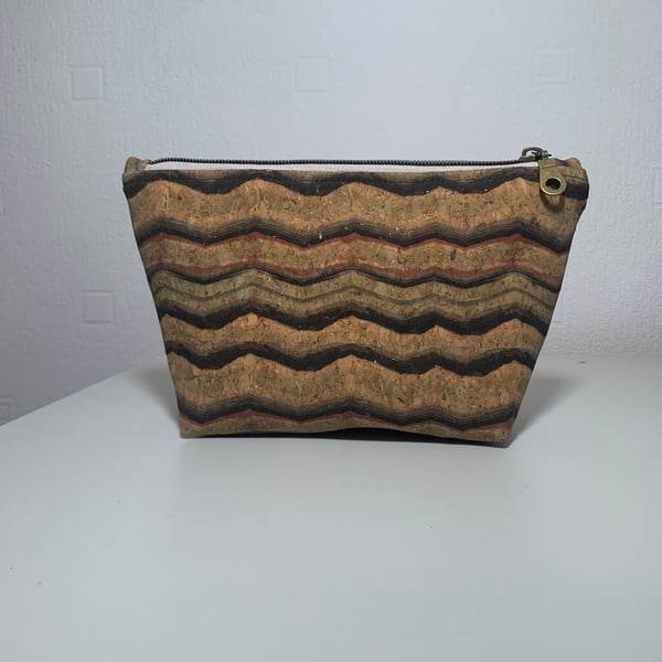 Zig-Zag Make-up Bag Handcrafted using Naturally Durable Cork Fabric