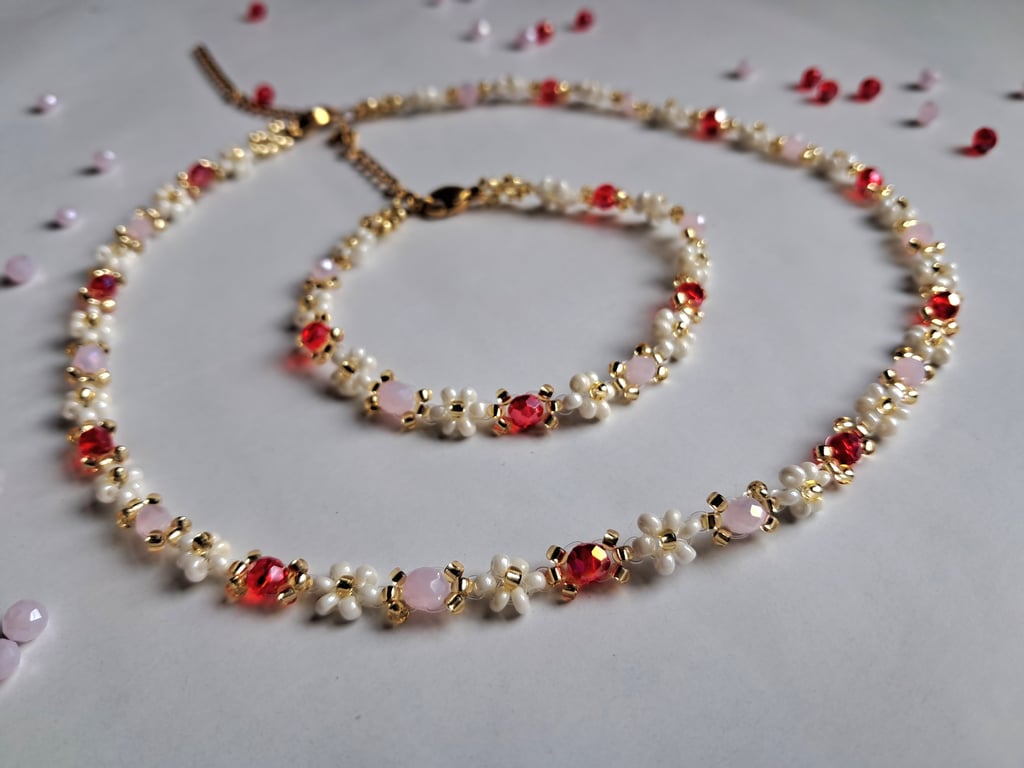 Red & Pink crystal Beaded Necklace & Bracelet set