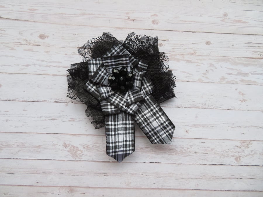 Black & White Menzies Tartan Lace Shabby Chic Brooch