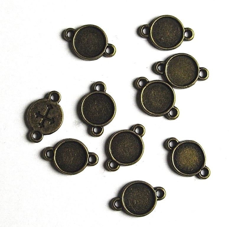20 x Bronze Tone Cameo Frame Connectors