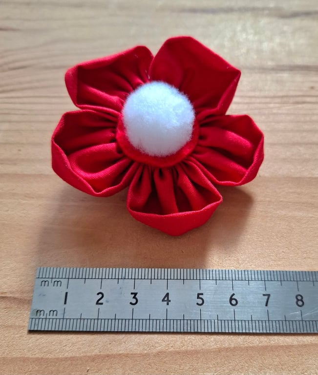 Handmade kanzashi fabric flower brooch
