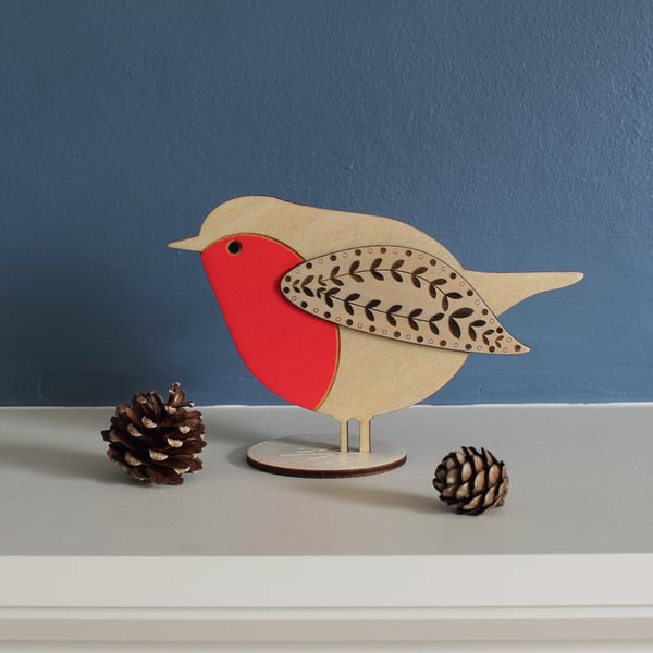 Standing Wooden Robin Christmas Decoration - Hand Painted