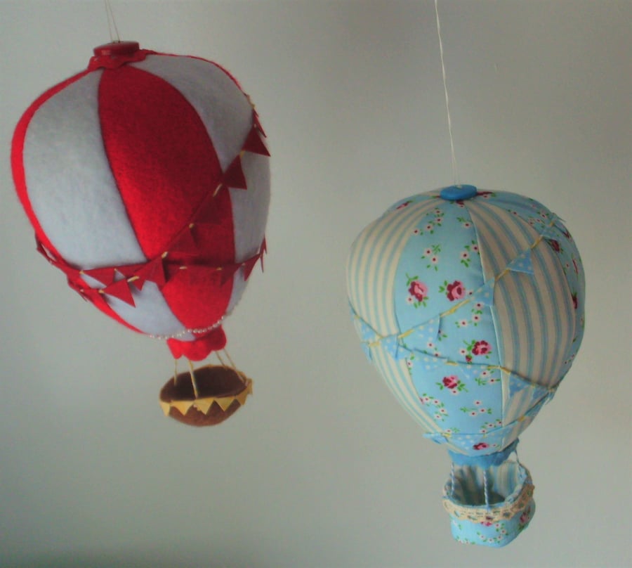 Hot air balloon mobile,nursery mobile,balloon mobile,nursery mobile decor