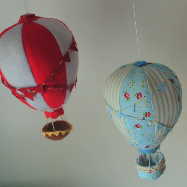 Hot air balloon mobile,nursery mobile,balloon mobile,nursery mobile decor