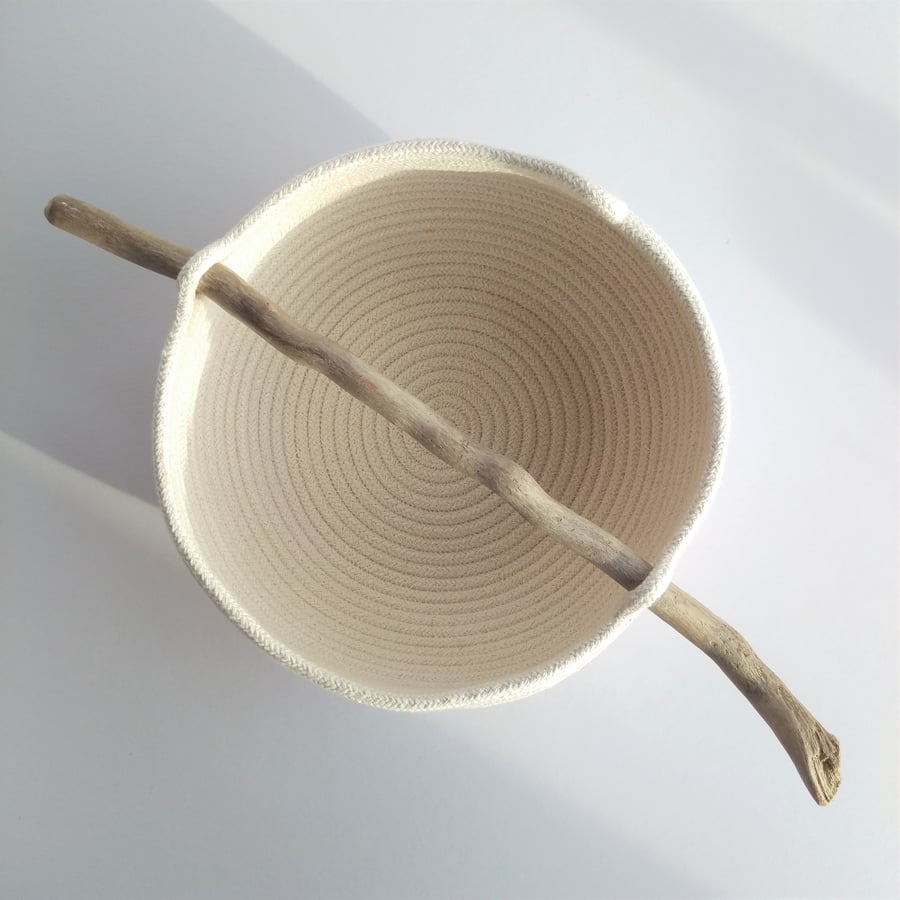 Newtown Bowl, coiled rope bowl with driftwood handle