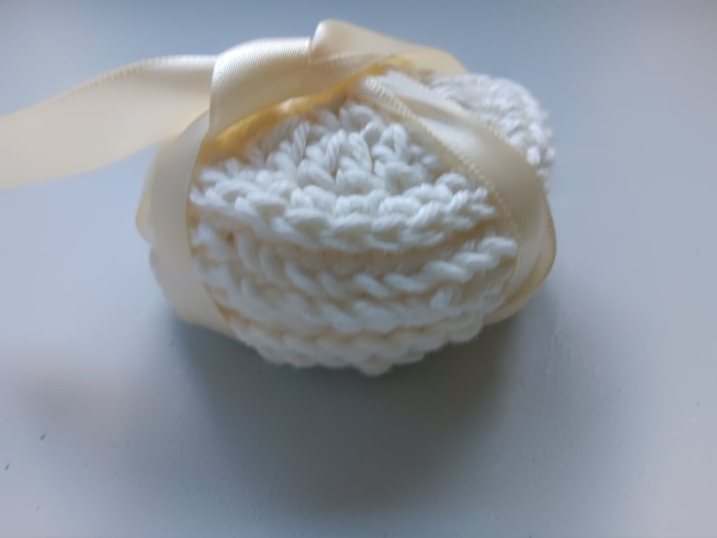 Crochet Face Scrubbies (White) - reusable eco-cotton