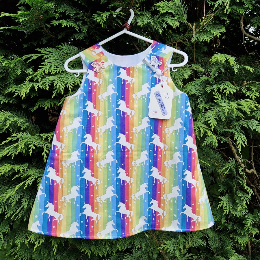 Age: 1-2yr Bright Rainbow Unicorn Dress. 
