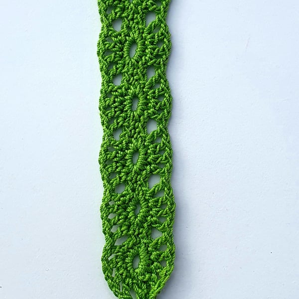 Crocheted lace bookmark, light green.
