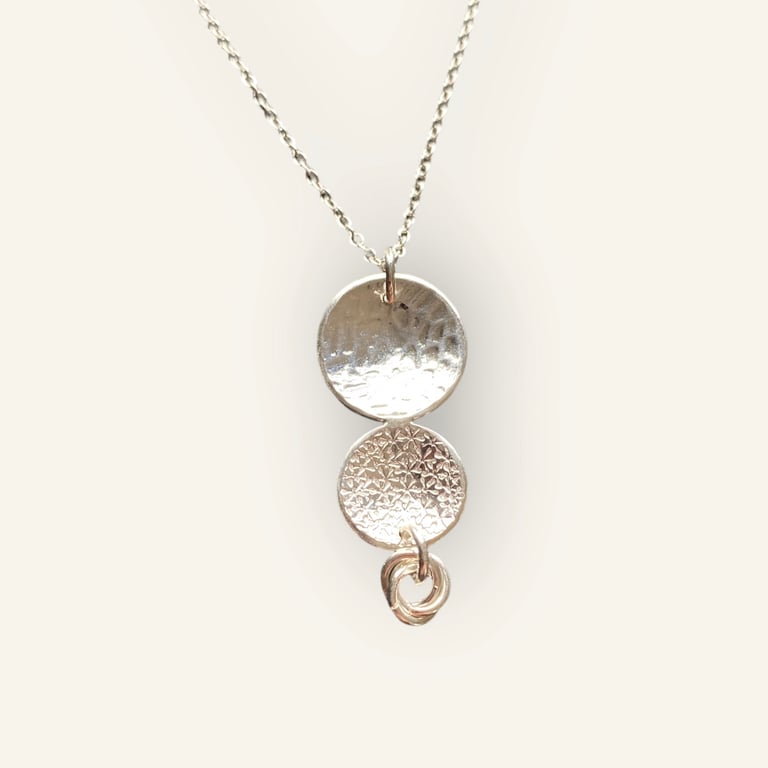 Circles necklace 