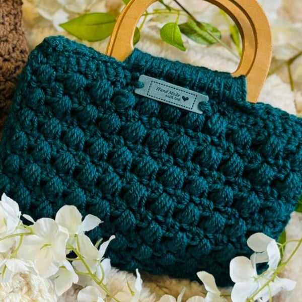 Crochet Handbag Wooden Top Handle