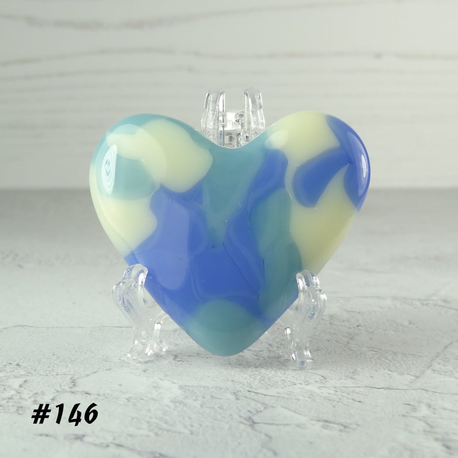 Fused glass blue and cream heart pocket hug with stand 5x4.5cm handcrafted (146)