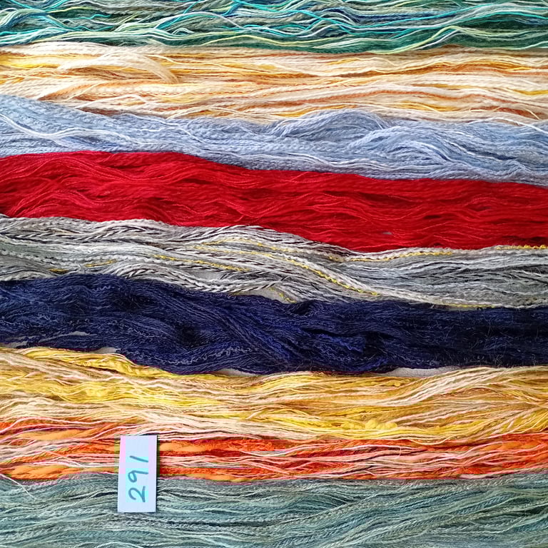 Weaving yarns, thrums and fibres, textured creative threads