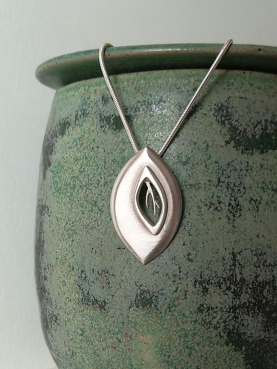 Sterling Silver Chunky ‘Falling Leaves’ Collection Pendant Necklace