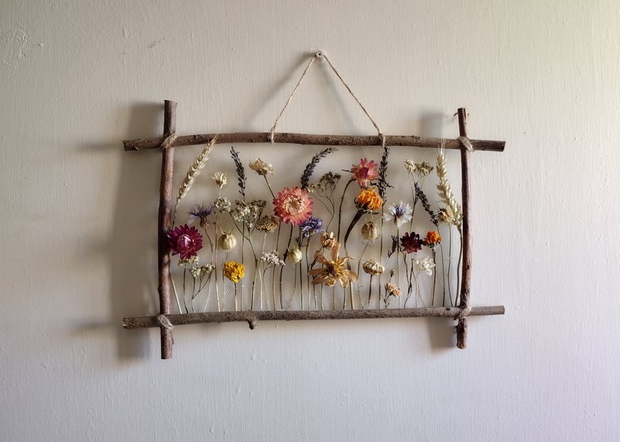 Dried flower wall hanging