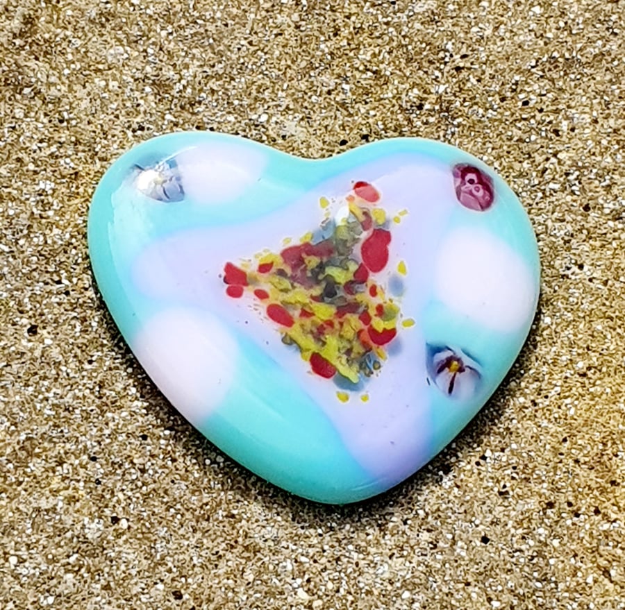 ‘Hearts to Hold’ Fused Glass Heart