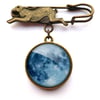 Blue Moon Hare Pin Brooch (ER10)