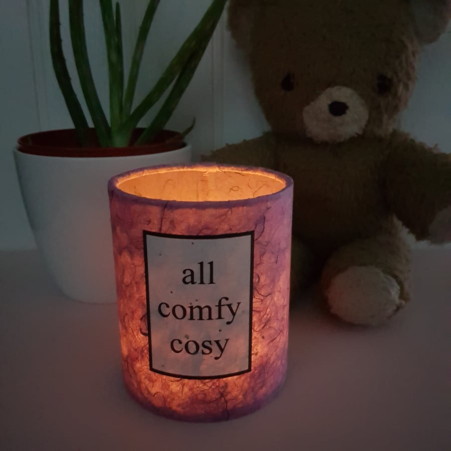 "All Comfy Cosy" lantern with LED candle (Pink)