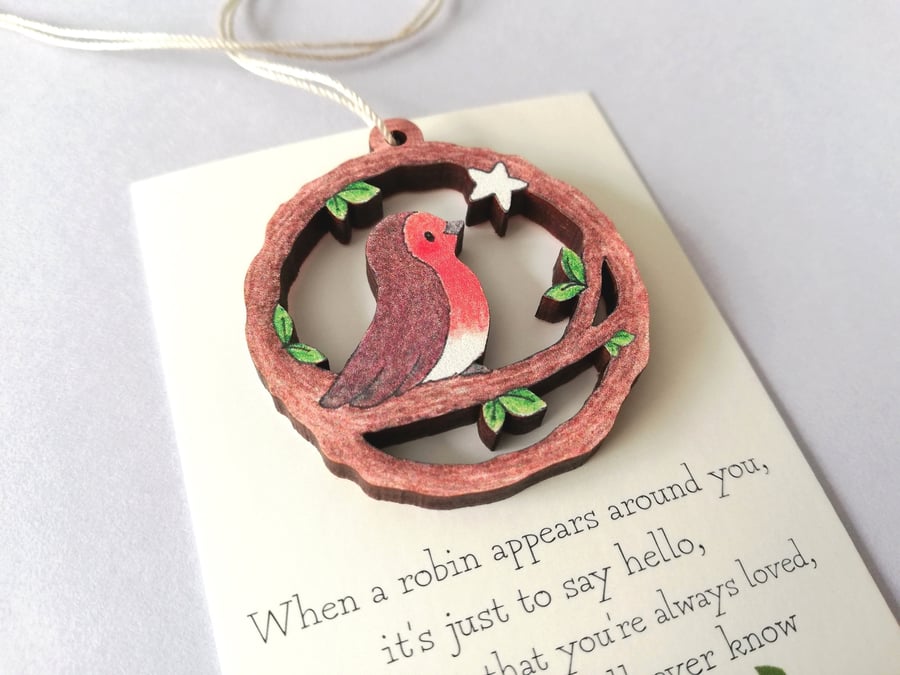 Small Wooden Robin Decoration