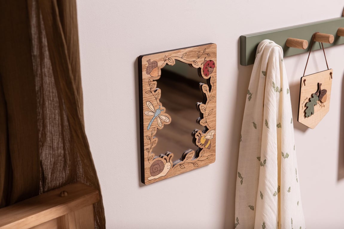 Little Critters Kids's Mirror. Kid's Safety (Acrylic) Mirror for Bedrooms 