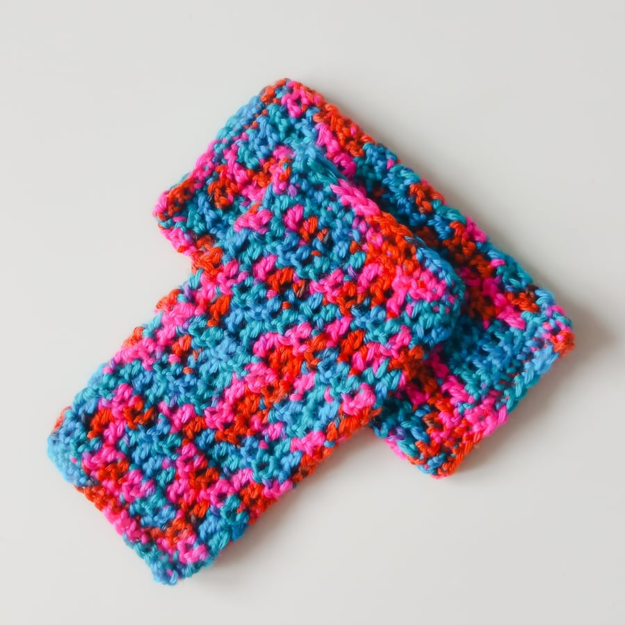 CROCHET Ladies Fruity Ombre Wrist Warmers