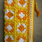 Bright yellow, pouch organiser with zipper