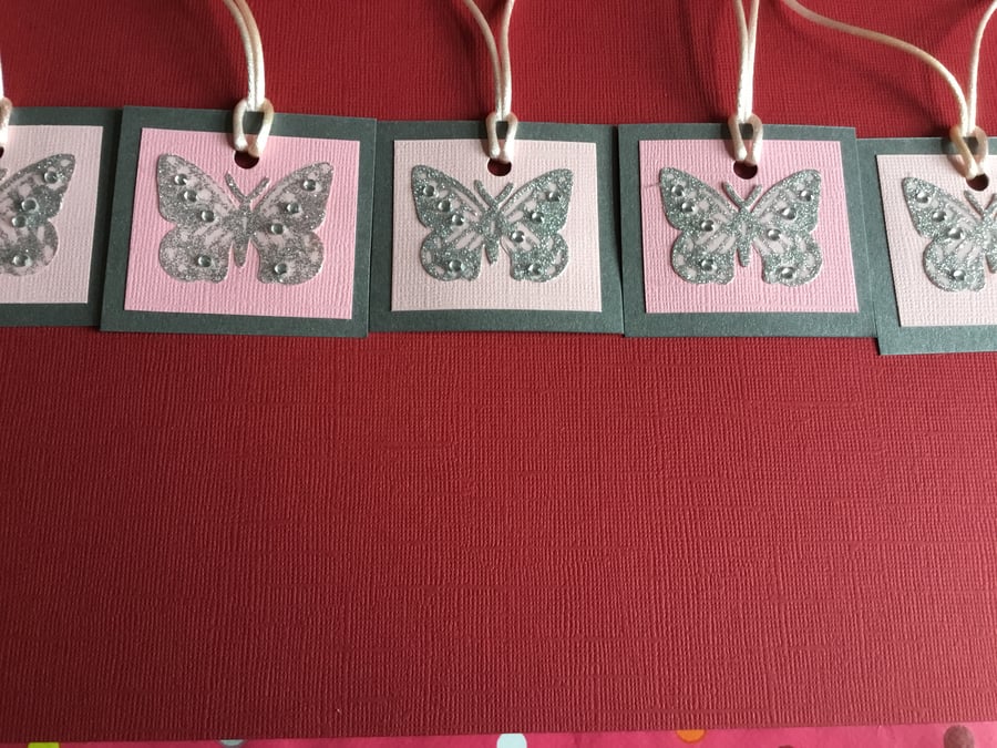 CC040 Pack of 5 butterfly gift tags 