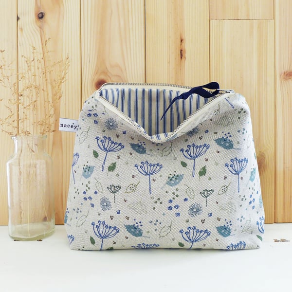 TALL POUCH - natural Blue Parsley