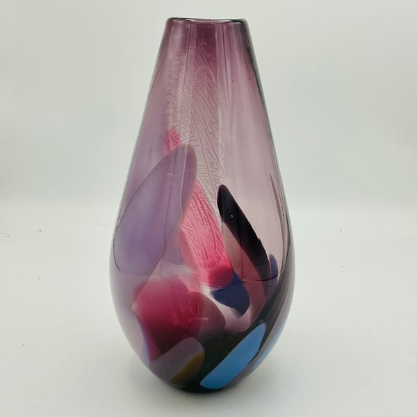 Pinky Purple Pebble Vase