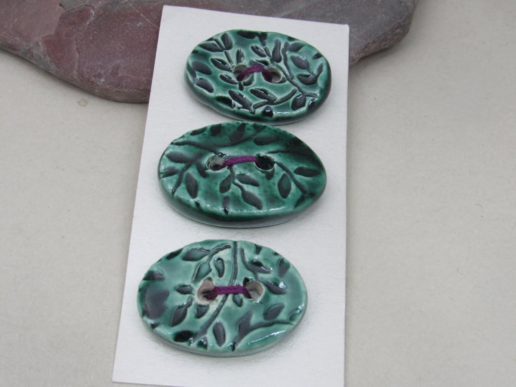 3 Medium Oval Emerald Green Leaf Pattern Ceramic Buttons