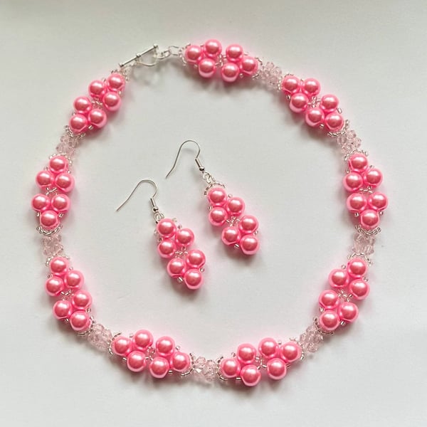 Pretty In Pink Glass Pearl Beaded Necklace & Earrings Womens Jewellery