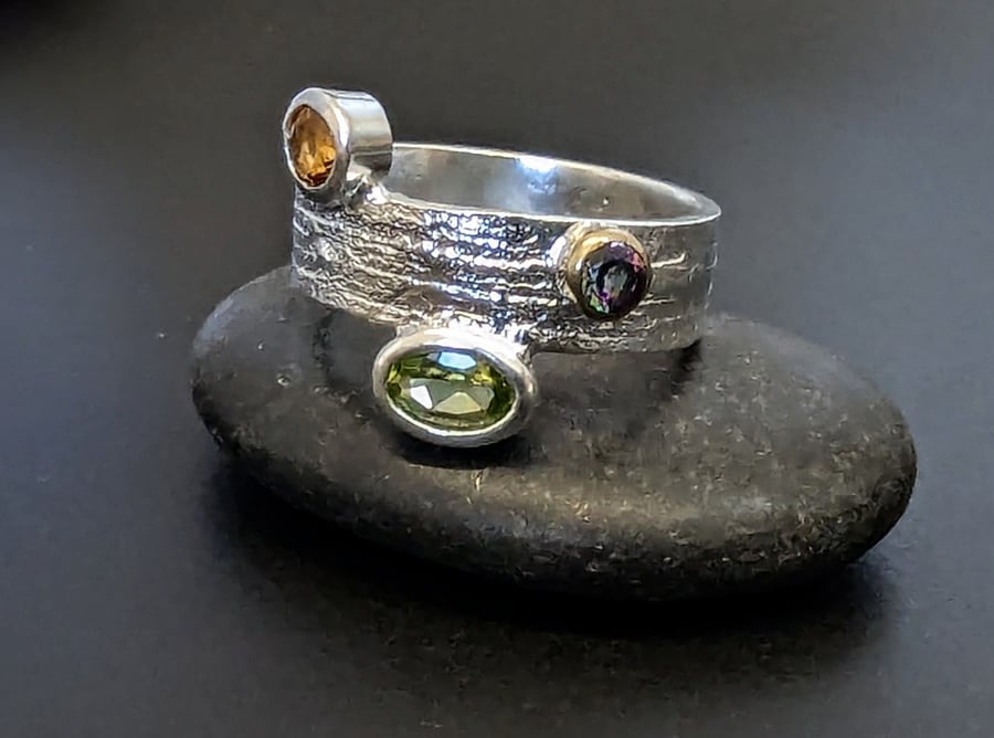 HANDMADE PERIDOT CITRINE & MYATIC TOPAZ Sterling Silver & Gold Ring