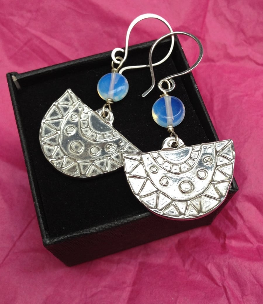 Fan shaped dangle earrings