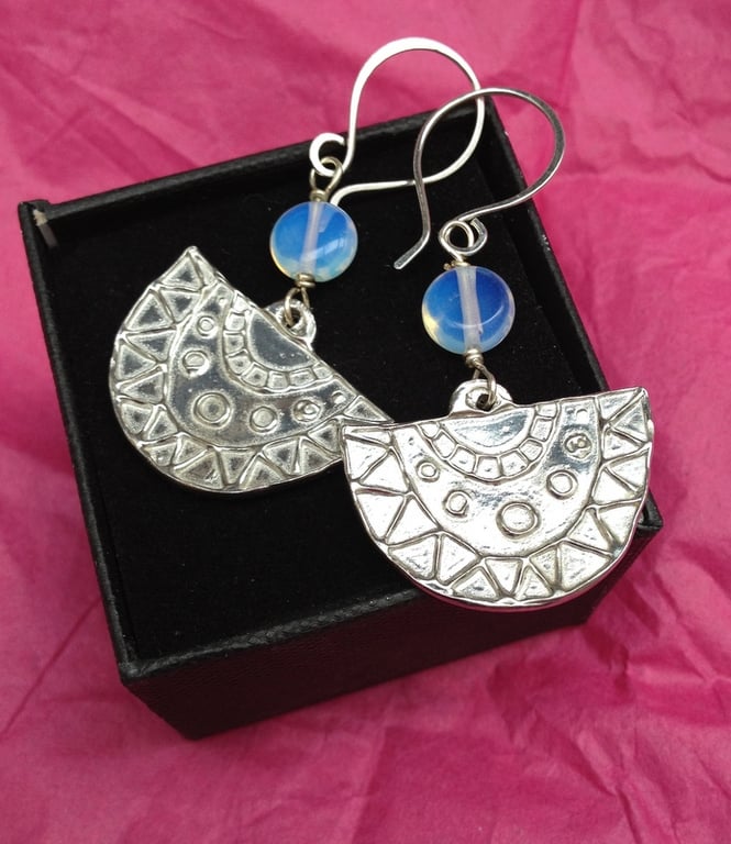 Fan shaped dangle earrings