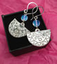 Fan shaped dangle earrings - Image 1