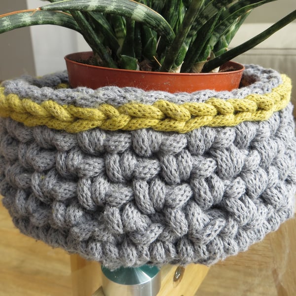 Seconds Sunday, Crochet bowl, crochet basket, home decor, recycled 