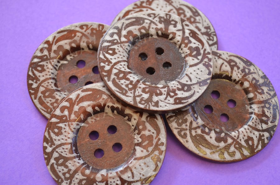 Giant Wooden Buttons 60mm Natural Brown Button Huge Large Floral (G1)