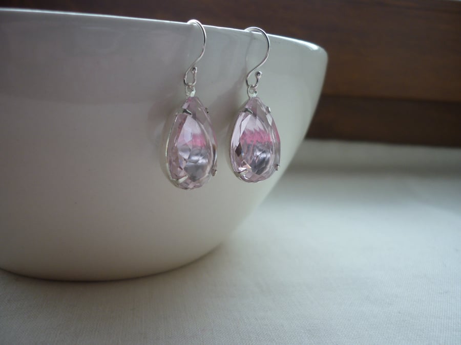 SHEER PINK AND SILVER RHINESTONE EARRINGS.  1094