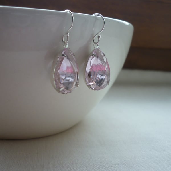 SHEER PINK AND SILVER RHINESTONE EARRINGS.  1094