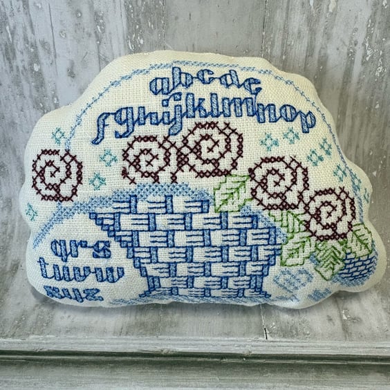 Spring Bowl Filler - Basket of Flowers - SY 0058