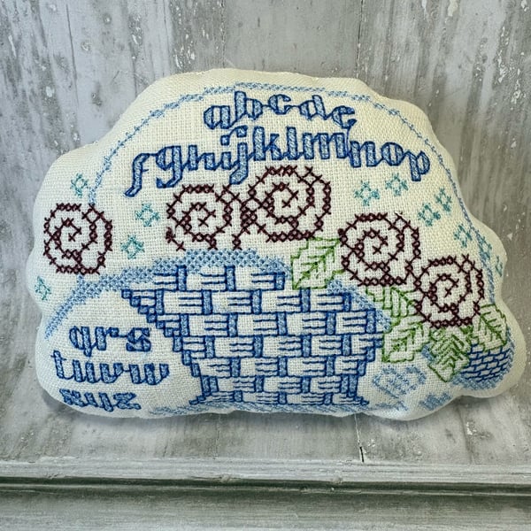 Spring Bowl Filler - Basket of Flowers - SY 0058