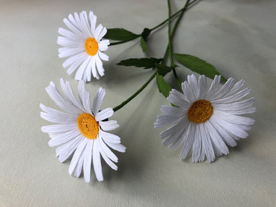 Paper flowers - 3 daisies