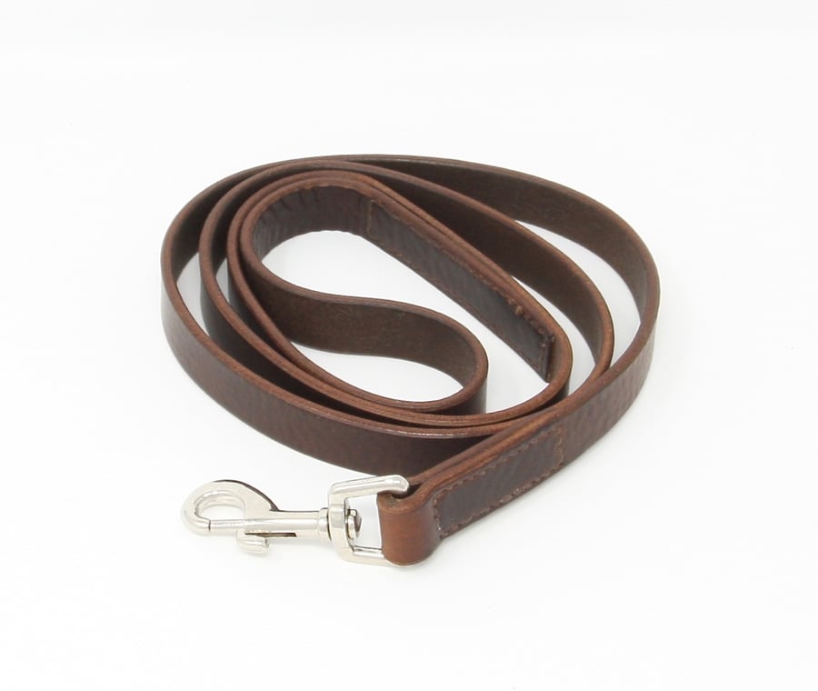 Brown leather dog lead