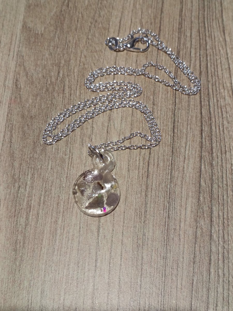 Gemstone pendant necklace 
