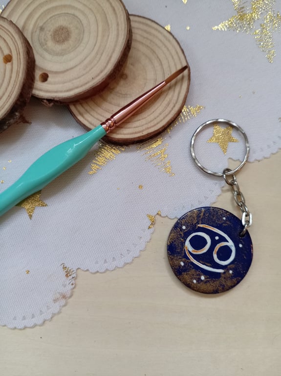 Wooden circular starsign cancer keyring
