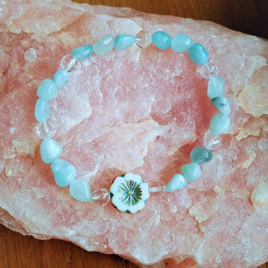 Aquamarine and Clear Quartz Stretchy Bracelet 7.5 inch